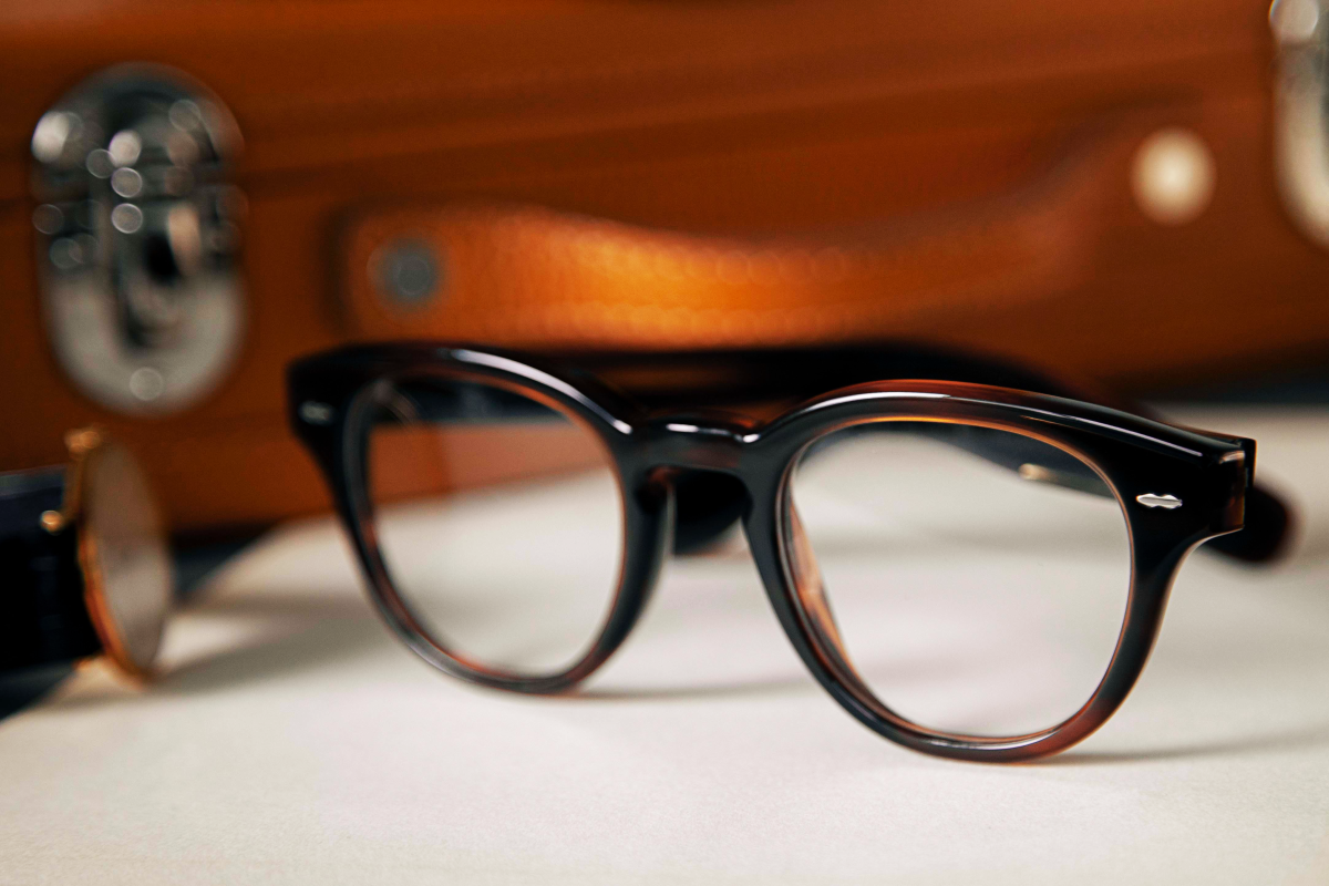 Oliver Peoples